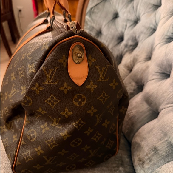 Louis Vuitton Keepall 45 - Picture 2 of 9